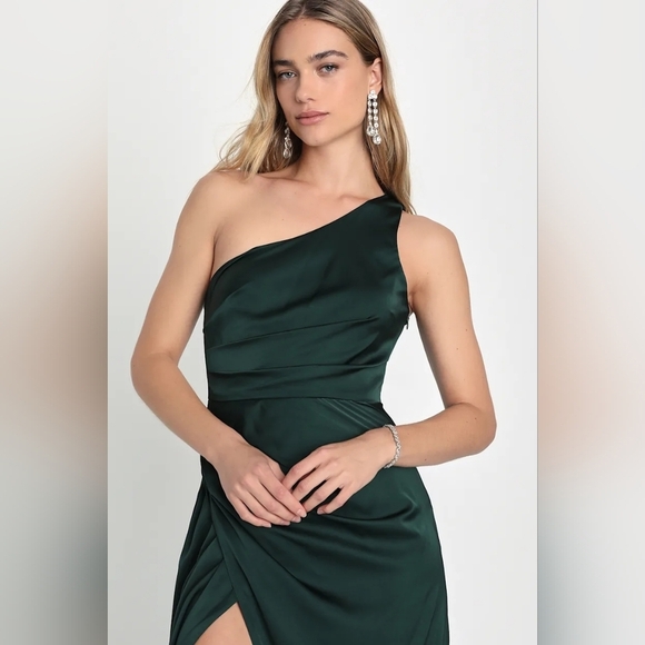 Lulus Dreaming of Elegance Emerald Satin One-Shoulder Maxi Dress S Wedding Party - Picture 4 of 9